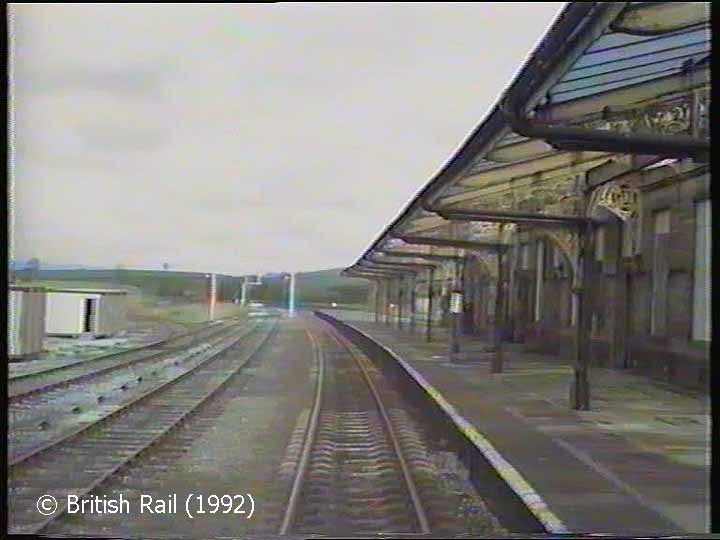 Hellifield Railway Station: Cab-view, northbound (forwards).