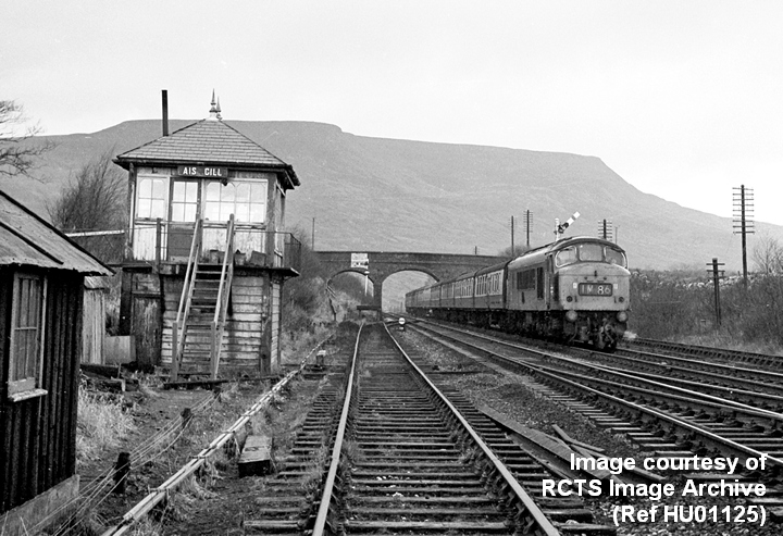 Ais Gill Signal Box and Sidings, context view from SSE with 46 184.