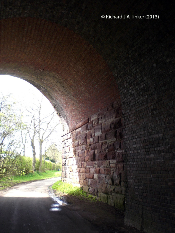 274520: Bridge SAC/227 - Mill Lane (PROW - minor road): Detail view from the South