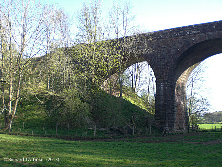 283800 Bridge 272 Crowdundle Viaduct: Elevation view from the north east