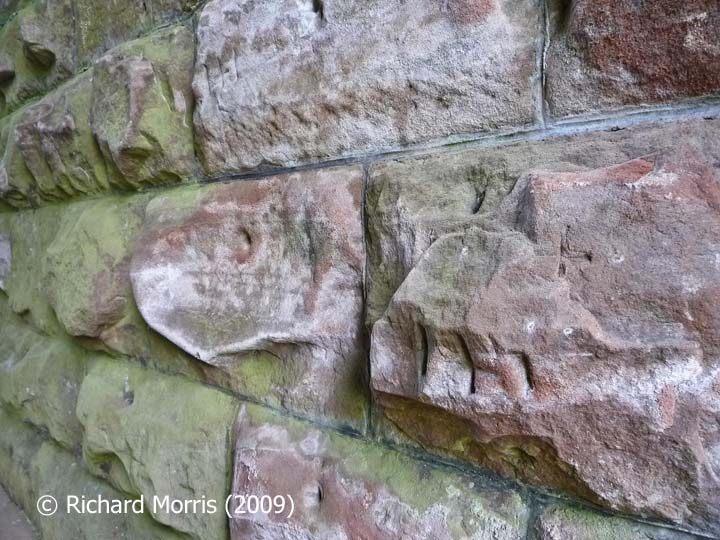 Bridge SAC/322 - Mason's marks in stonework