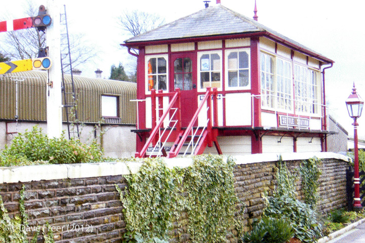 236390 Settle Station Signal Box from 1997 : Elevation view from the north west
