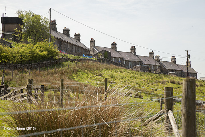 256560: Garsdale - Workers' Housing: Context view from the north