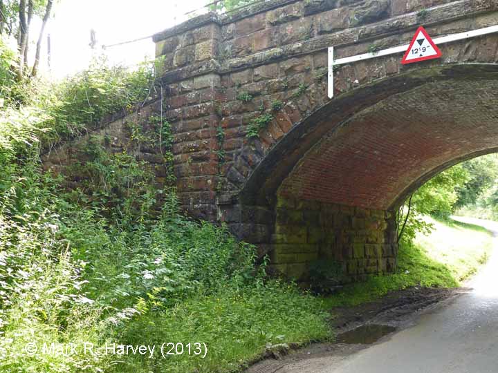 Bridge SAC/229 (Leazes Hill, PROW): South-east wingwall, abutment and brick-arch