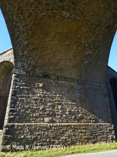 Bridge SAC/118 (Moorcock Road), underside of stone arch, looking north.