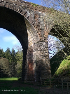 283800 Bridge 272 Crowdundle Viaduct: Detail view from the south west