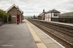 Garsdale Station Toilet Block: Context view from northeast.