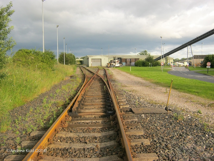 281980: Kirkby Thore - Mc Ghie's Siding: Context view from the south