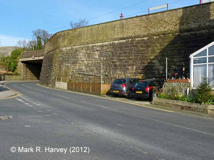 Settle Station - Retaining wall (down side): South-west elevation view (1)