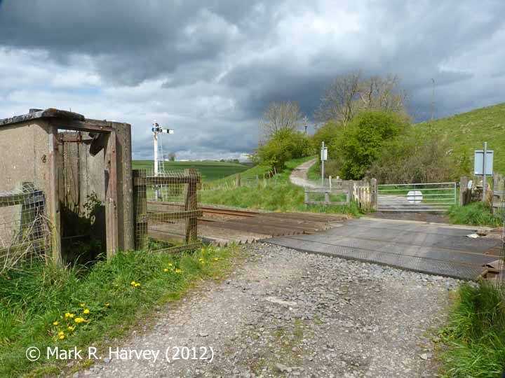 Haw Lane level crossing and adjacent hut, context view from the south (3)